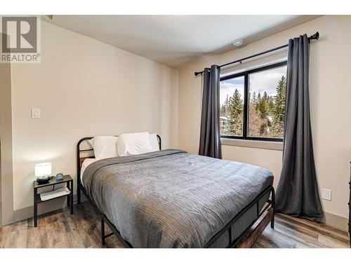 5545 Currie Bowl Way, Fernie, BC - Indoor Photo Showing Bedroom