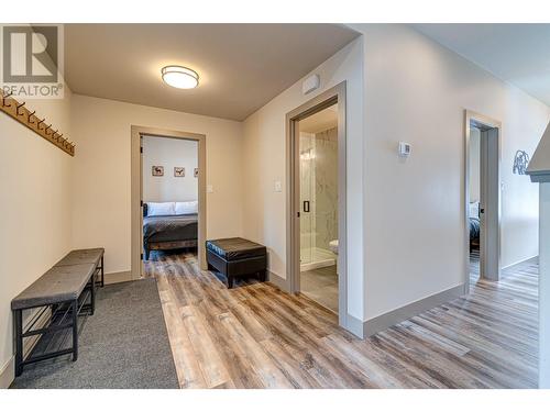 5545 Currie Bowl Way, Fernie, BC - Indoor Photo Showing Other Room