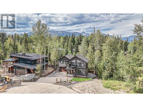 5545 Currie Bowl Way, Fernie, BC - Outdoor