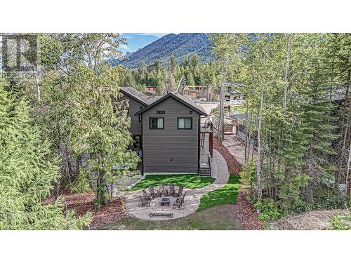 5545 Currie Bowl Way, Fernie, BC - Outdoor