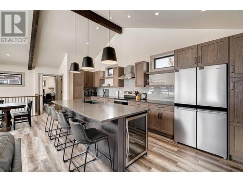 5545 Currie Bowl Way, Fernie, BC - Indoor Photo Showing Kitchen