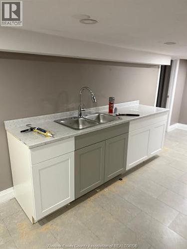 1391 Janette, Windsor, ON - Indoor Photo Showing Kitchen With Double Sink