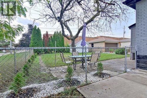 1391 Janette, Windsor, ON - Outdoor