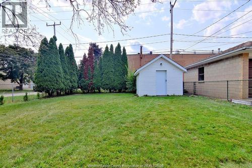 1391 Janette, Windsor, ON - Outdoor