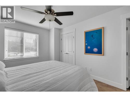 600 Sherwood Road Unit# 55, Kelowna, BC - Indoor Photo Showing Bedroom