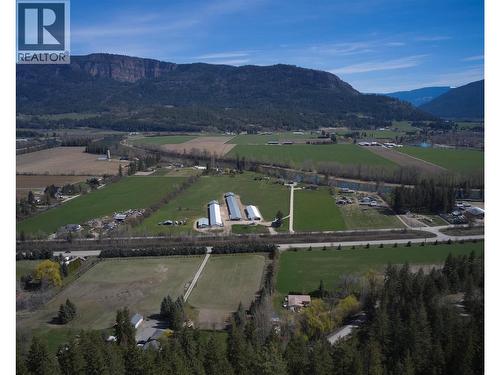 321 Oxbow Place, Enderby, BC 