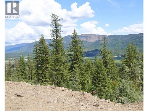 345 Oxbow Place, Enderby, BC 