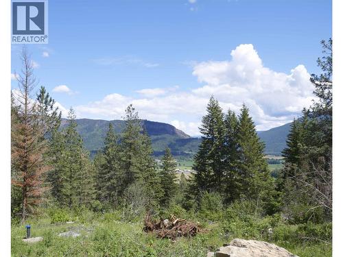 345 Oxbow Place, Enderby, BC 