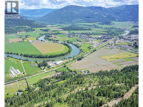 345 Oxbow Place, Enderby, BC 