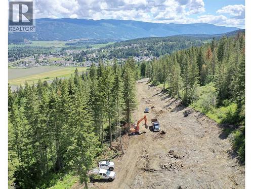 345 Oxbow Place, Enderby, BC 