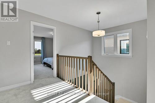 844 Snowdrop Crescent, Ottawa, ON - Indoor Photo Showing Other Room