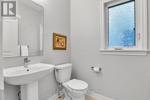 844 Snowdrop Crescent, Ottawa, ON - Indoor Photo Showing Bathroom