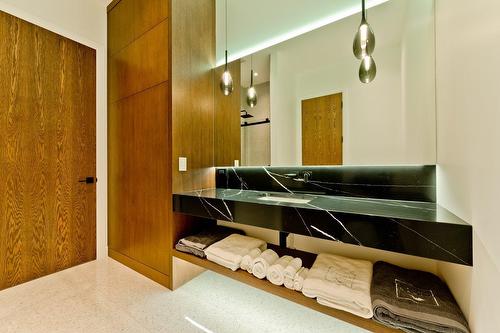 Salle de bains - 609 Rue Roberge, Sherbrooke (Brompton/Rock Forest/Saint-Élie/Deauville), QC - Indoor Photo Showing Other Room