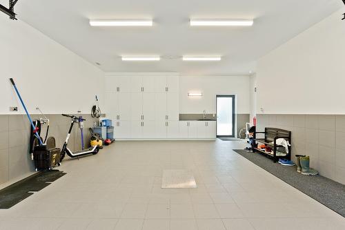Garage - 609 Rue Roberge, Sherbrooke (Brompton/Rock Forest/Saint-Élie/Deauville), QC - Indoor Photo Showing Other Room