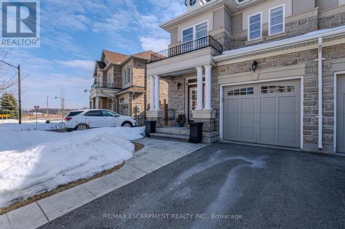 15 Summerberry Way, Hamilton, ON - Outdoor With Facade