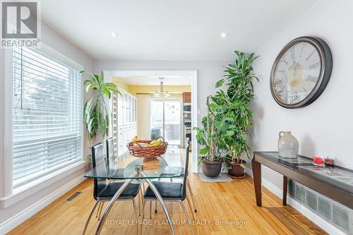 3104 Arnett Court, Mississauga, ON - Indoor Photo Showing Dining Room