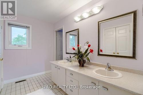 1236 Fleet Street, Mississauga, ON - Indoor Photo Showing Bathroom