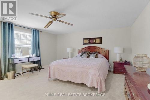 58 Andover Drive, London, ON - Indoor Photo Showing Bedroom