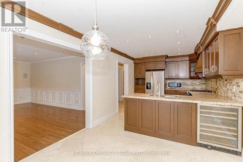 5393 Fallingbrook Drive, Mississauga, ON - Indoor Photo Showing Kitchen