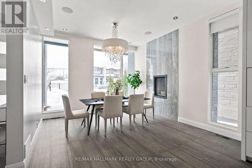 458 Tweedsmuir Avenue, Ottawa, ON - Indoor Photo Showing Dining Room