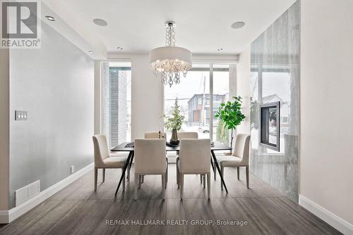 458 Tweedsmuir Avenue, Ottawa, ON - Indoor Photo Showing Dining Room