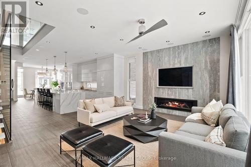 458 Tweedsmuir Avenue, Ottawa, ON - Indoor Photo Showing Living Room With Fireplace