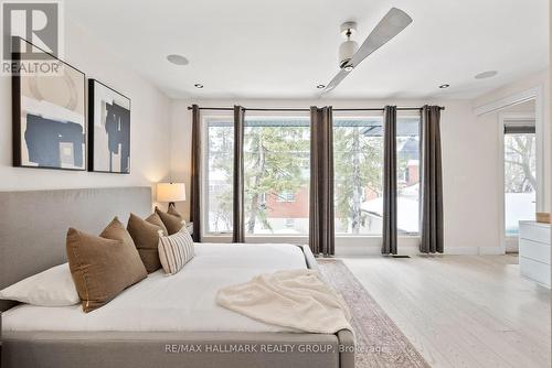 458 Tweedsmuir Avenue, Ottawa, ON - Indoor Photo Showing Bedroom