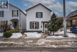 21 CHATHAM STREET  Hamilton, ON L8P 2B3