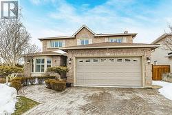 28 SUNFLOWER CRESCENT  Hamilton, ON L9K 1C2