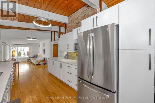 692 Highland Avenue, Ottawa, ON - Indoor Photo Showing Kitchen With Stainless Steel Kitchen