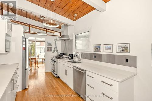 692 Highland Avenue, Ottawa, ON - Indoor Photo Showing Kitchen With Double Sink