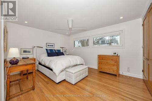 692 Highland Avenue, Ottawa, ON - Indoor Photo Showing Bedroom