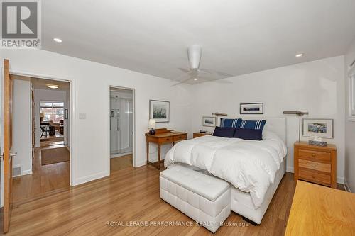 692 Highland Avenue, Ottawa, ON - Indoor Photo Showing Bedroom