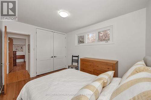 692 Highland Avenue, Ottawa, ON - Indoor Photo Showing Bedroom