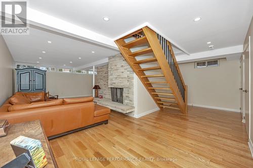 692 Highland Avenue, Ottawa, ON - Indoor