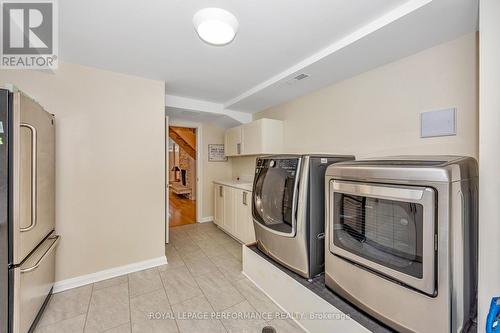 692 Highland Avenue, Ottawa, ON - Indoor Photo Showing Laundry Room