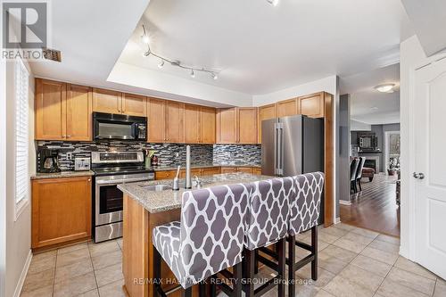 93 Steele Park, Ottawa, ON - Indoor Photo Showing Kitchen