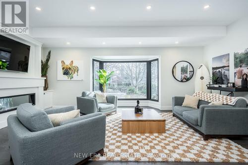 1481 Chasehurst Drive, Mississauga, ON - Indoor Photo Showing Living Room With Fireplace