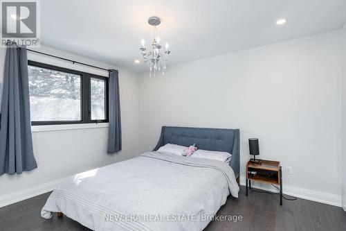 1481 Chasehurst Drive, Mississauga, ON - Indoor Photo Showing Bedroom