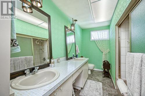 650 Christie Lake Road, Tay Valley, ON - Indoor Photo Showing Bathroom