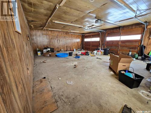 33 4Th Avenue E, Central Butte, SK - Indoor