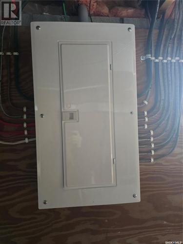 33 4Th Avenue E, Central Butte, SK - Indoor Photo Showing Basement