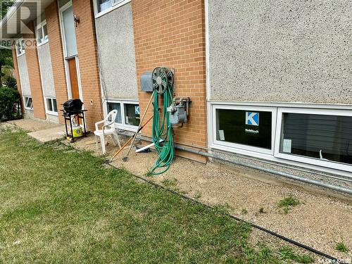 301 - 309 3Rd Avenue W, Assiniboia, SK - Outdoor With Exterior