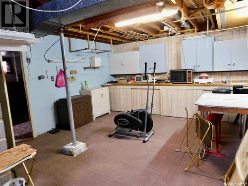 517 3Rd Avenue E, Assiniboia, SK - Indoor