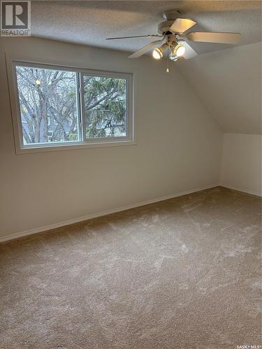 216 3Rd Avenue W, Kindersley, SK - Indoor Photo Showing Other Room