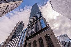 2708-720 Rue St-Jacques  Montréal (Ville-Marie), QC H3C 1E9