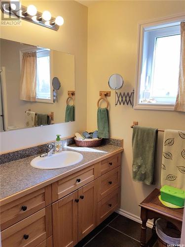 325 Ruby Drive, Coteau Rm No. 255, SK - Indoor Photo Showing Bathroom