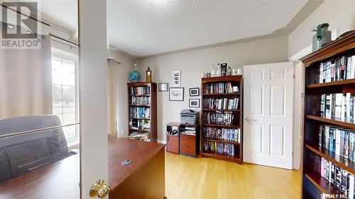 801 13Th Avenue E, Kindersley, SK - Indoor