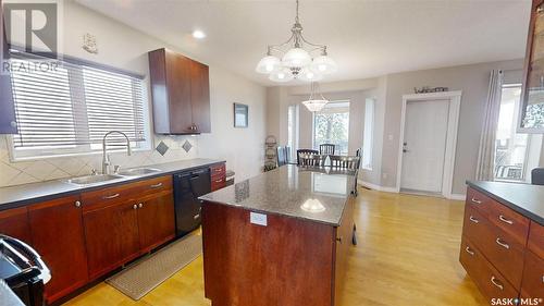 801 13Th Avenue E, Kindersley, SK - Indoor Photo Showing Kitchen With Double Sink