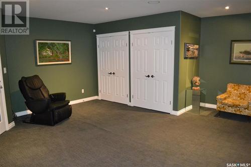 801 13Th Avenue E, Kindersley, SK - Indoor